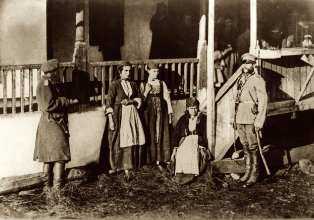 Допрос болгар